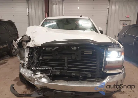 2018 Chevrolet Silverado K1500 Lt from USA, damaged, VIN 2GCVKREC6J1109169